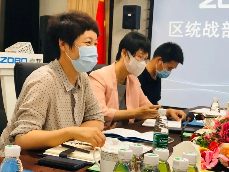 區(qū)委統(tǒng)戰(zhàn)部和九三學(xué)社區(qū)工委、民營經(jīng)濟(jì)代表人士蒞臨卓邦開展談心活動