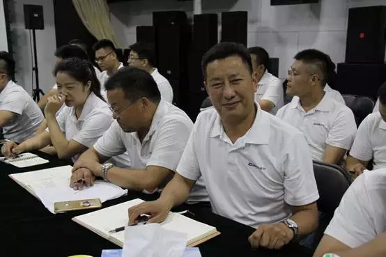 ZOBO卓邦年中員工培訓