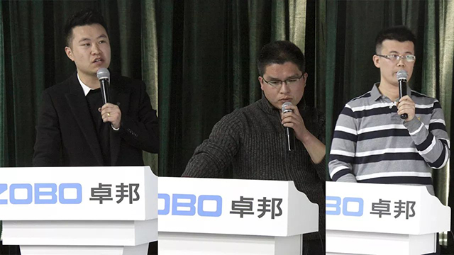 技術(shù)部經(jīng)理大劉偉、小劉偉、推廣部經(jīng)理張曉峰